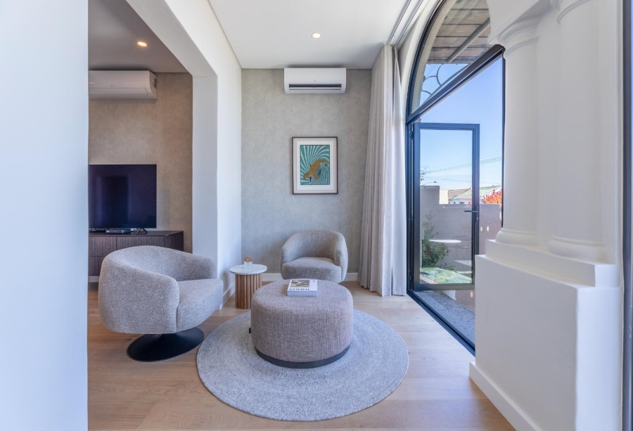 To Let 2 Bedroom Property for Rent in Sea Point Western Cape